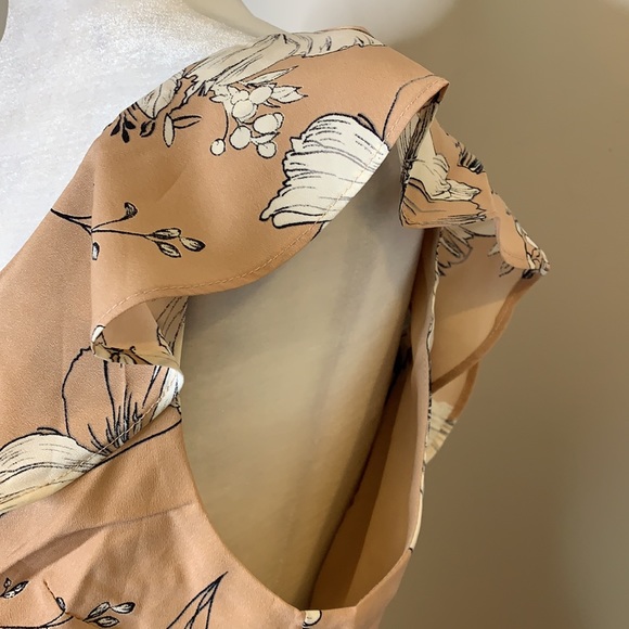 *SALE* NWT LOST+ WANDER Peach Floral Print Wrap Dress - Picture 7 of 11